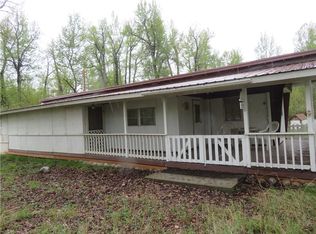 52 Lovers Ln, Absarokee, MT 59001
