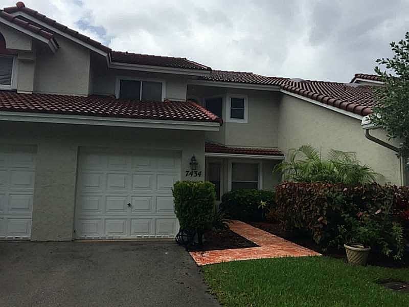 1st image of 7434 Pinewalk Dr S