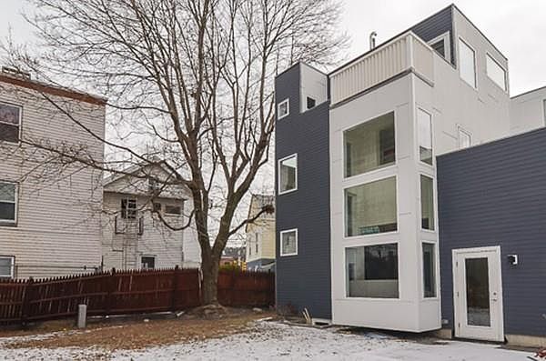 1st image of 113 Charles St #113