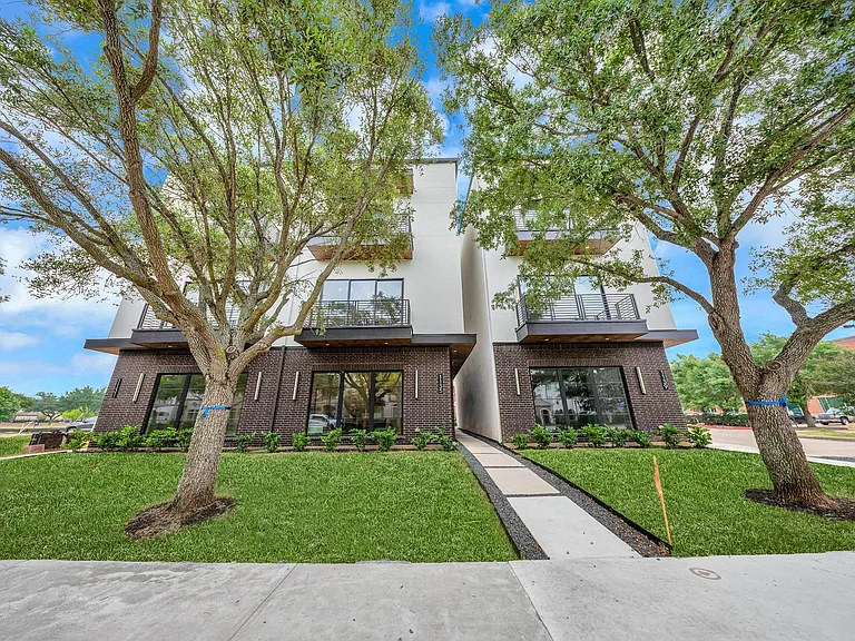 1135 Lake Pointe Pkwy — Photo 45