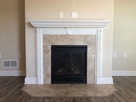 5th image of 735A Grove Way