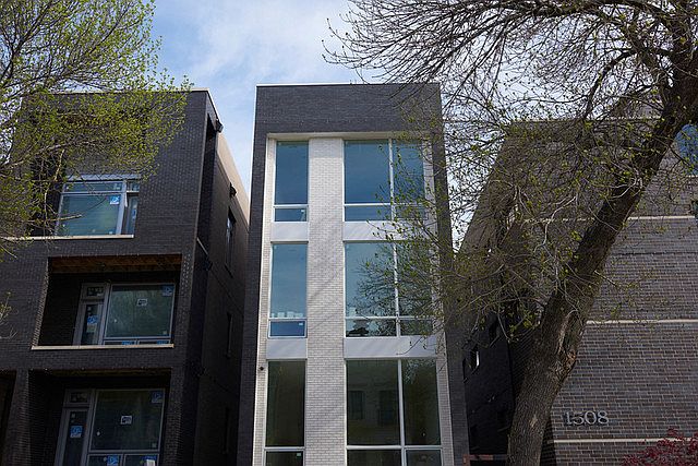 1st image of 1512 W Huron St #3