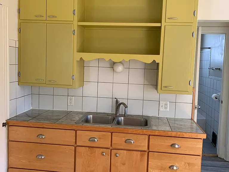 3102 N Pierce St — Photo 5