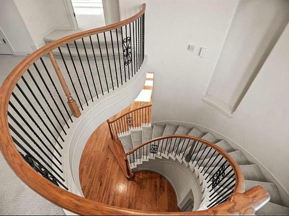 5th image of 11218 French Oak Ln