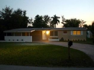 1620 Passaic Ave, Fort Myers, FL 33901