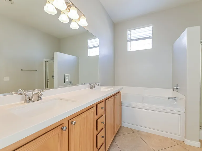 125 Coney Island Ave — Photo 11