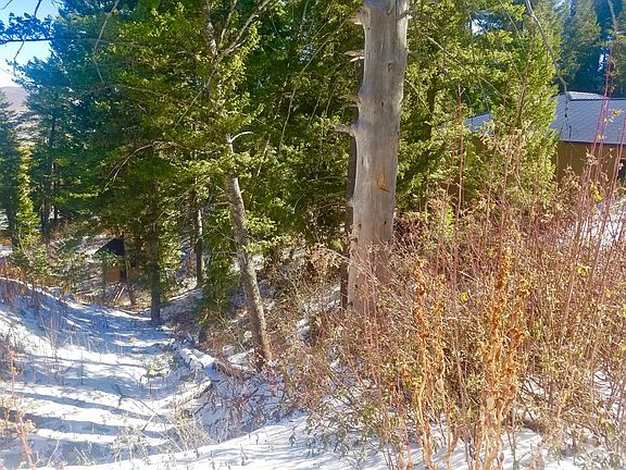 3rd image of 510 Upper Evergreen Dr
