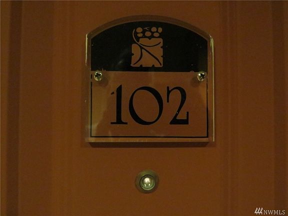 3rd image of 501 225th Ln NE APT G102