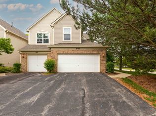 1405 Doolittle Ln, Grayslake, IL 60030