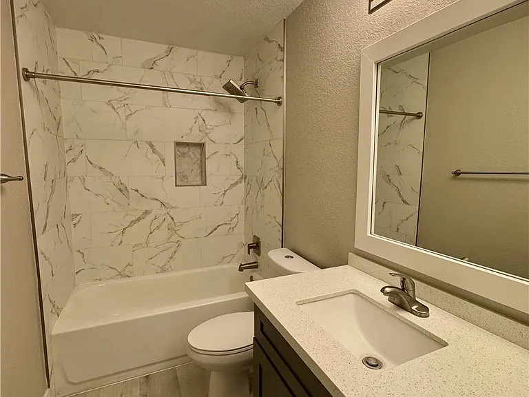 1400 Oak Rock Dr #201 — Photo 15