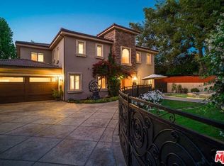 13013 Addison St, Sherman Oaks, CA 91423