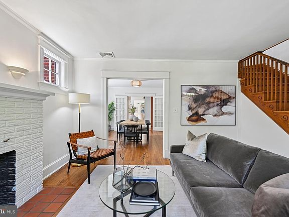5th image of 3210 Stephenson Pl NW