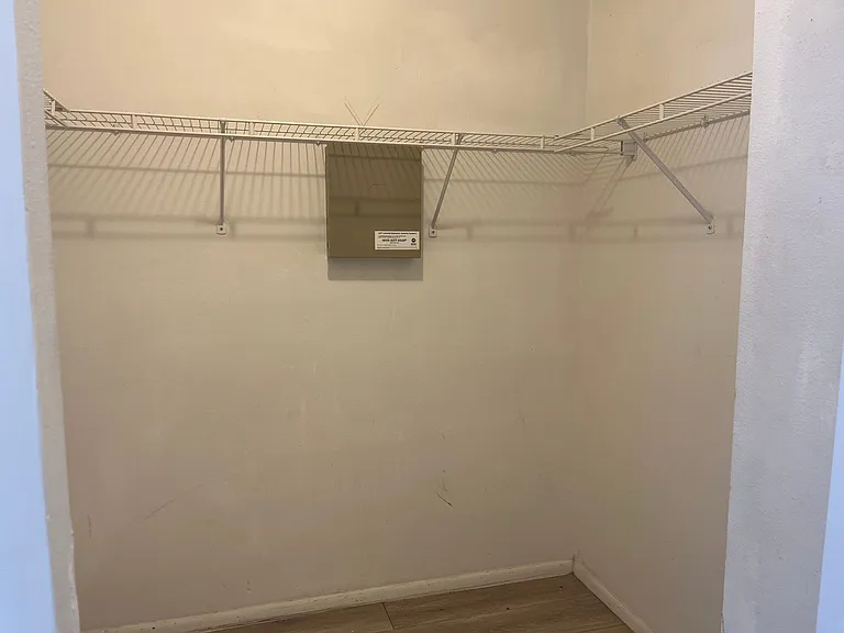 820 Stonechapel Ct — Photo 19