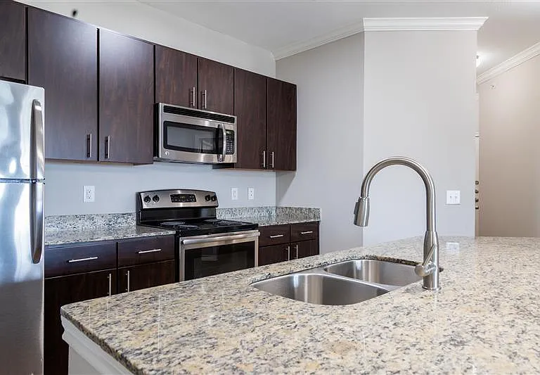 Delray Apartments — Photo 30