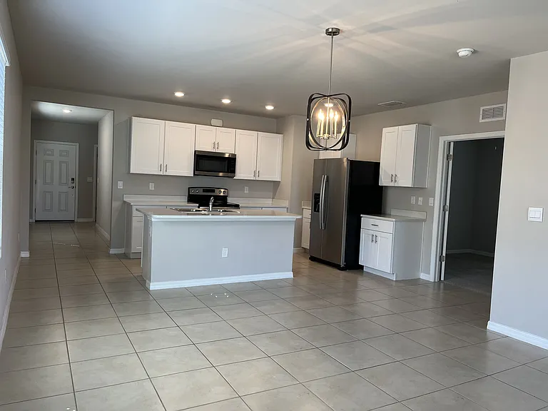 18540 Cronin Sand Ln — Photo 4