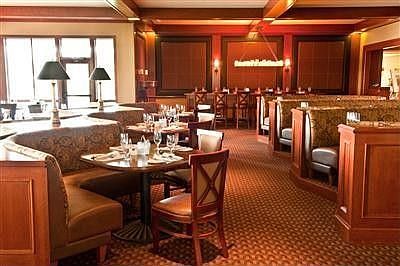 5th image of 103 Country Club Ln SW