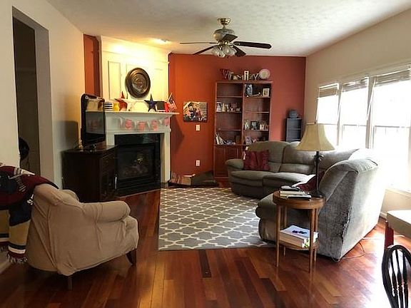 5th image of 3479 Northfield Way NW