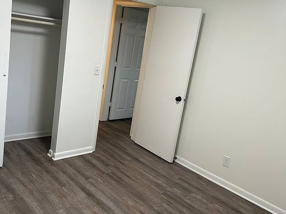3rd image of 7015 & 7017 N Manor Dr