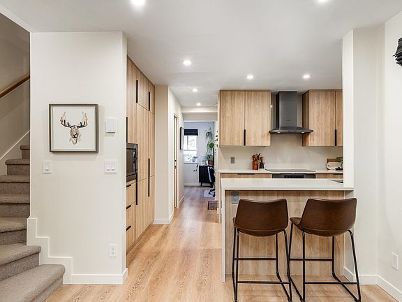 4th image of 2720 Cheakamus Way #2