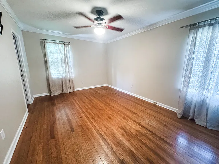 5169 Sequoia Ave — Photo 11