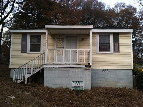 1st image of 2044 W Poplar St