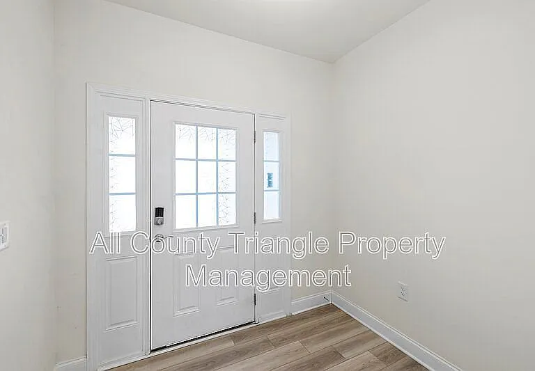 2105 Nandina Trl — Photo 6