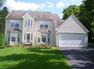 29 Fox Farm Ln, Downingtown, PA 19335