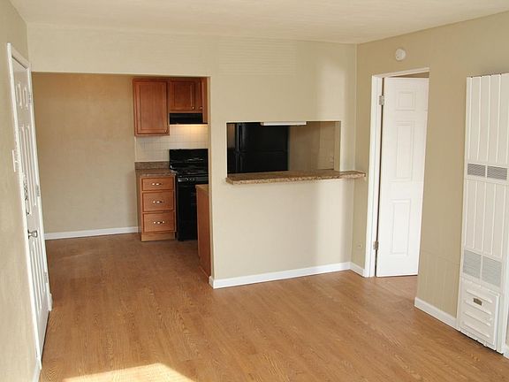 4th image of 7467 Williams Ave