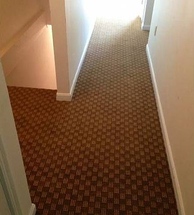 2nd floor hall