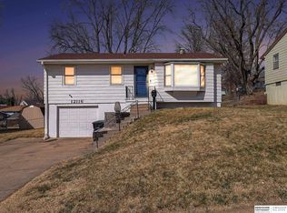 12116 Grover St, Omaha, NE 68144