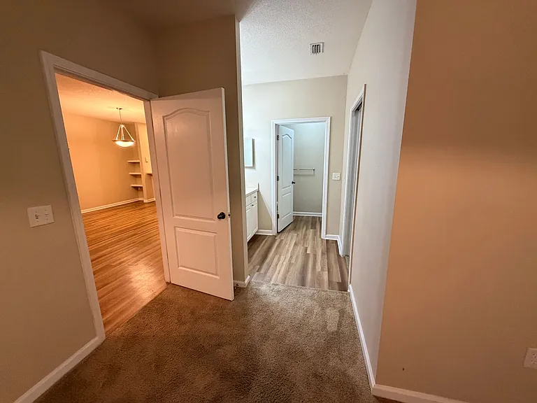 3750 Silver Bluff Blvd #406 — Photo 6