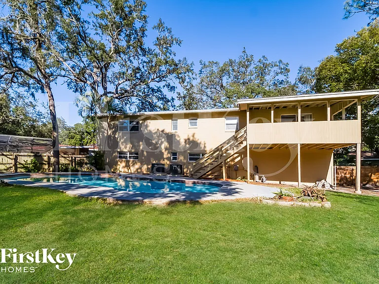 8618 Vannoy Ct — Photo 15