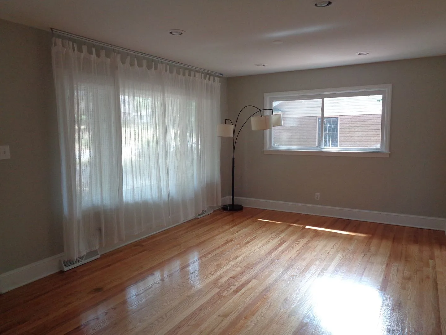 6228 Candlewood Drive — Photo 3