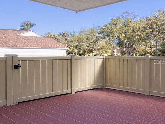 4th image of 600 S WOODLANDS DRIVE