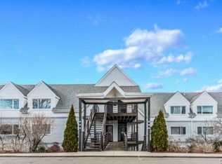 517 Popes Island Rd, Milford, CT 06461