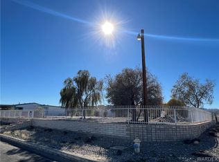 674 Riverfront Dr, Bullhead City, AZ 86442