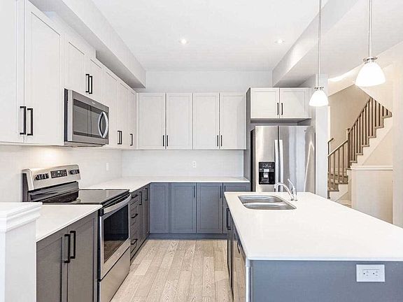 4th image of 47 Severino Cir