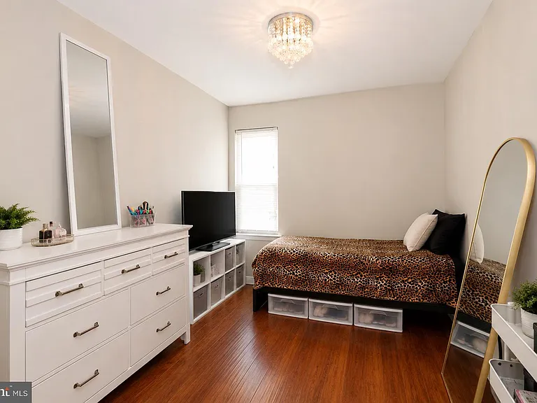124 Hamlet Dr — Photo 13