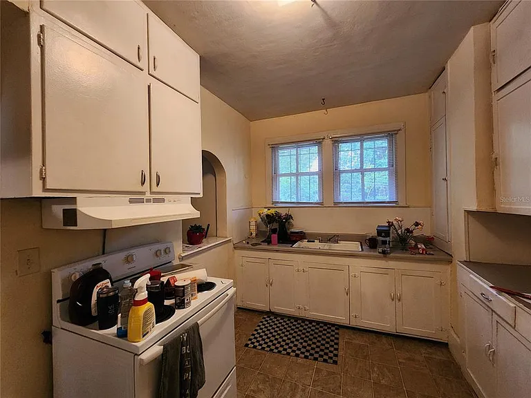 812 SE 4th Ave — Photo 9