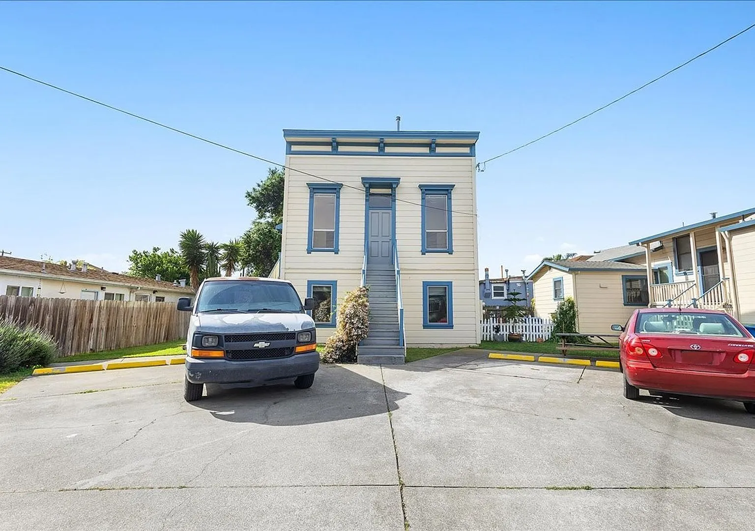 3rd St 1816 - 1818 - 1820 / 306 - 308 Spruce St — Photo 1