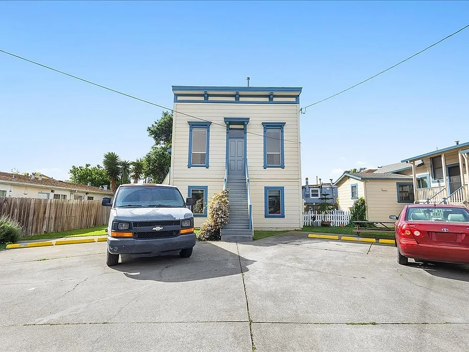 1816 1818 1820 3rd Street 306 #308