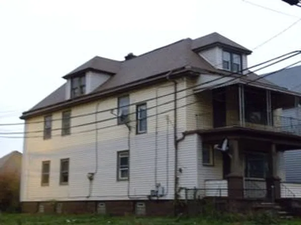 310 Chelsea Pl, Buffalo, NY 14215