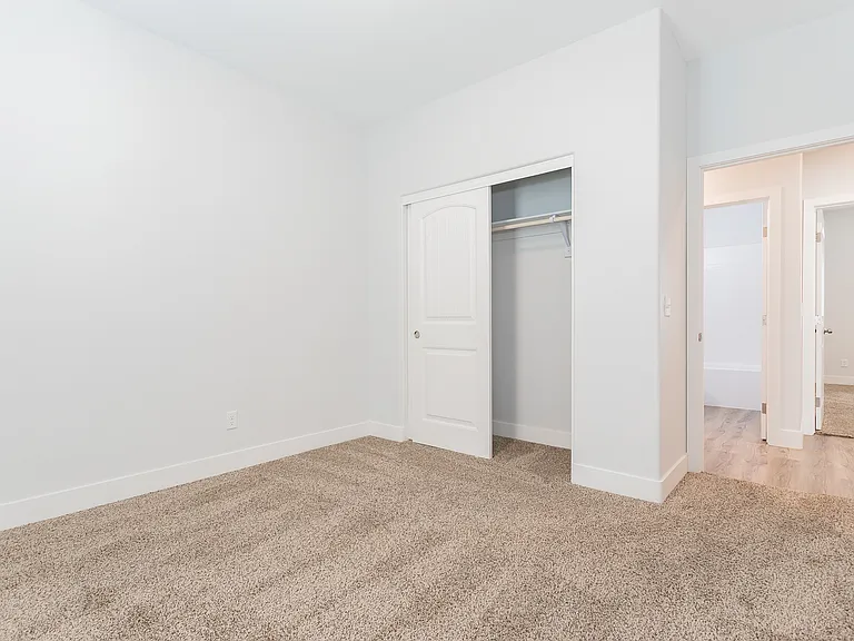1661 S Dandelion St #2 — Photo 8