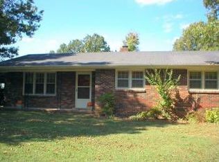 1746 Grab Ck Rd W, Dickson, TN 37055