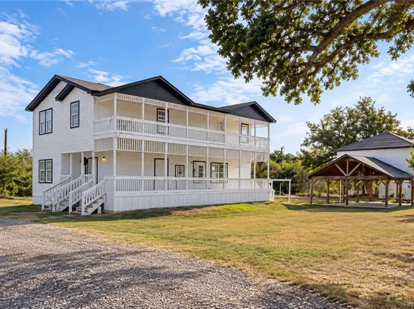 4749 Sagebrush Dr, Bryan, TX 77808