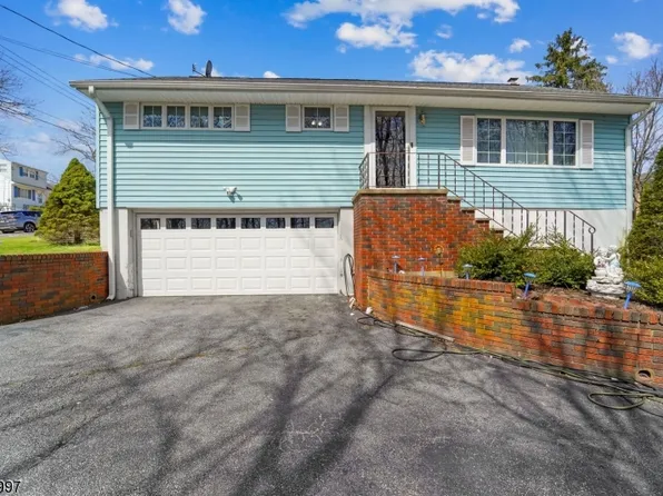 17 Ridgeview Rd, Newton Town, NJ 07860