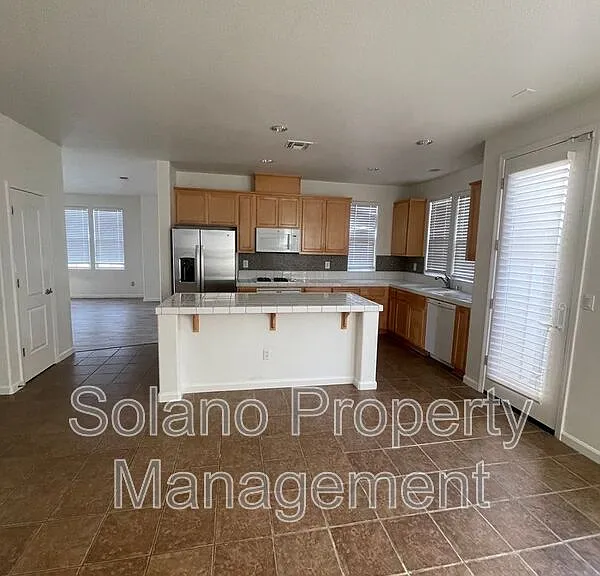 8143 Carlisle Way — Photo 5