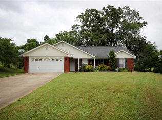 200 Glen Meadows Ln, Harvest, AL 35749