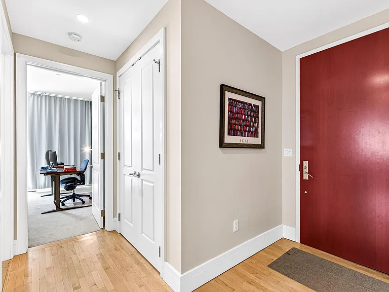 191 Clayton Ln #310 — Photo 3