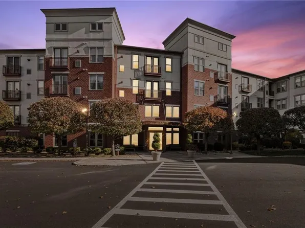 1000 Providence Pl APT 354, Providence, RI 02903